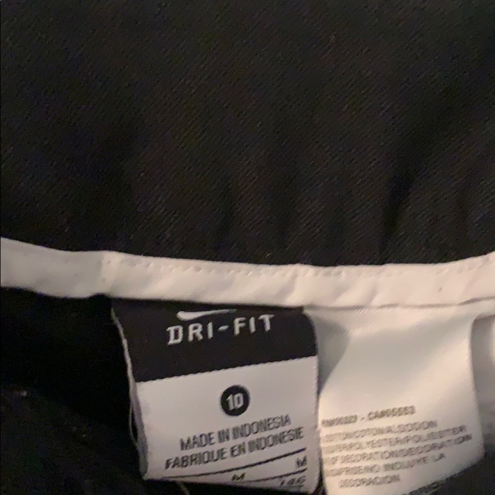 🌟SALE🌟 Nike Men’s Black Shorts - Picture 3 of 5